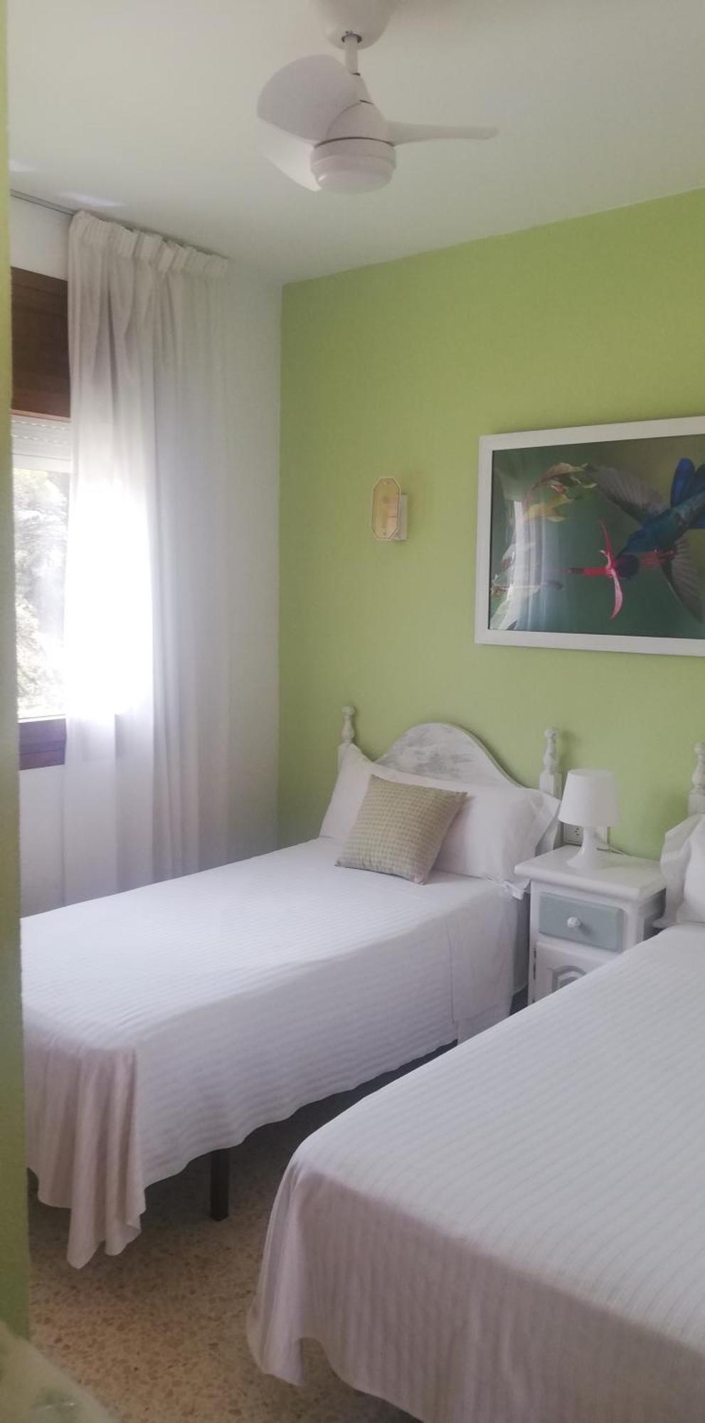 Hostal Los Pinares Lloret de Mar Exterior photo