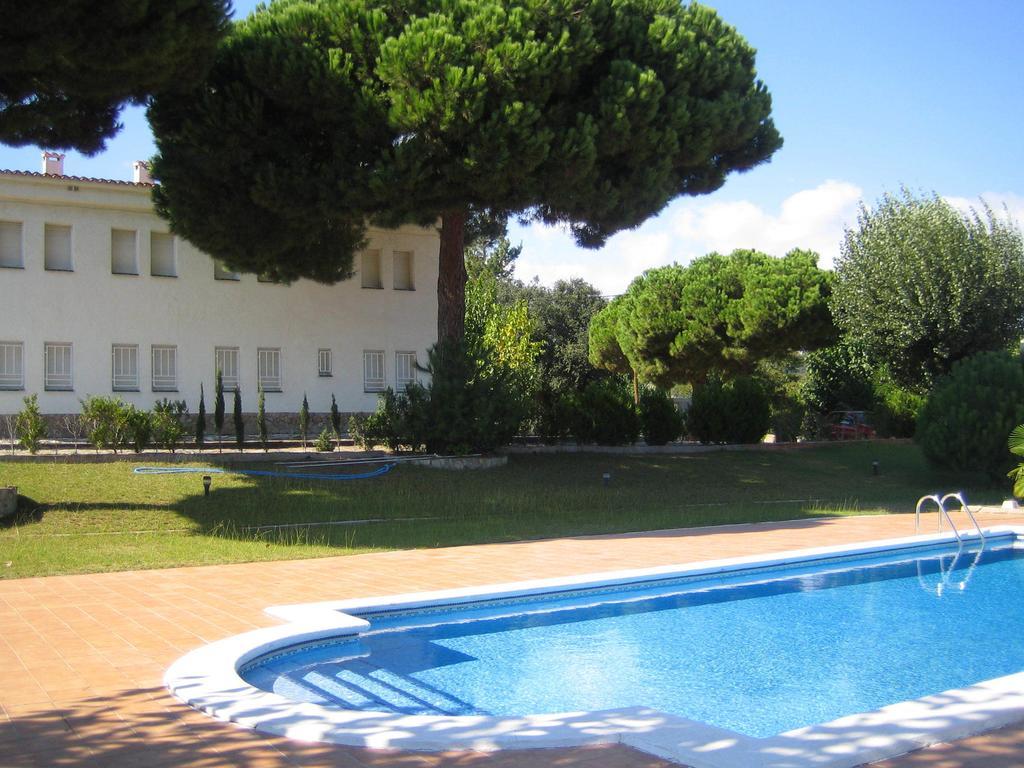 Hostal Los Pinares Lloret de Mar Exterior photo